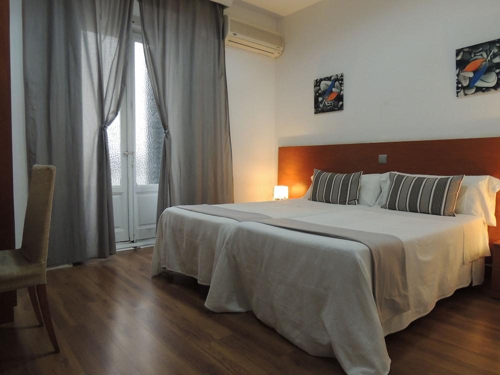 Hostal Cervantes Madrid Eksteriør bilde