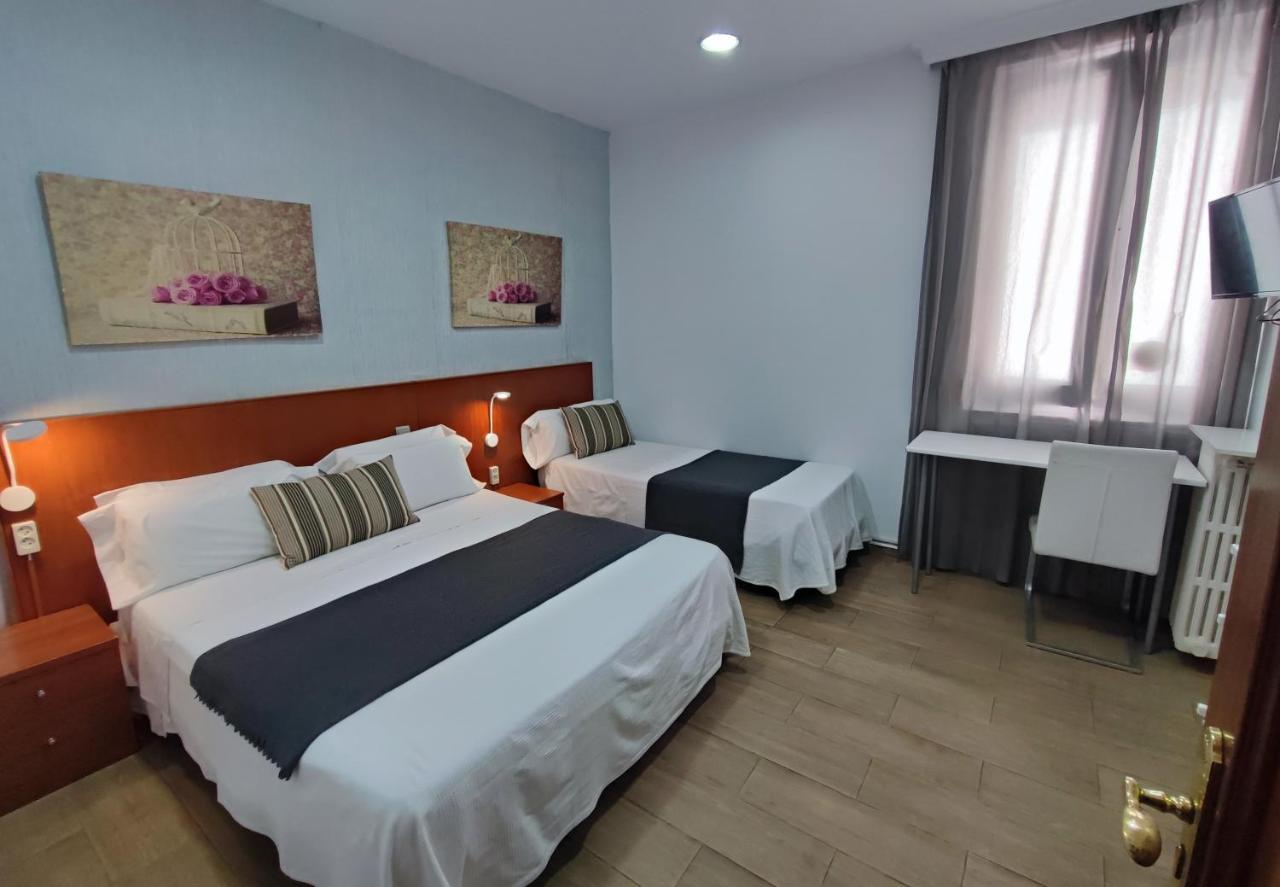 Hostal Cervantes Madrid Eksteriør bilde