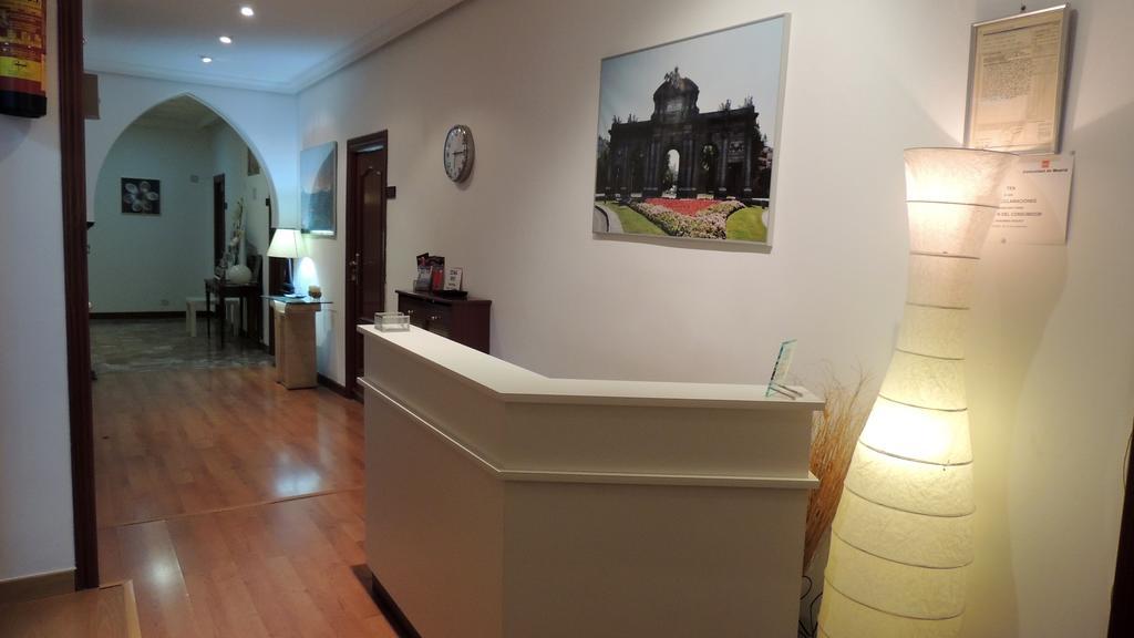 Hostal Cervantes Madrid Eksteriør bilde