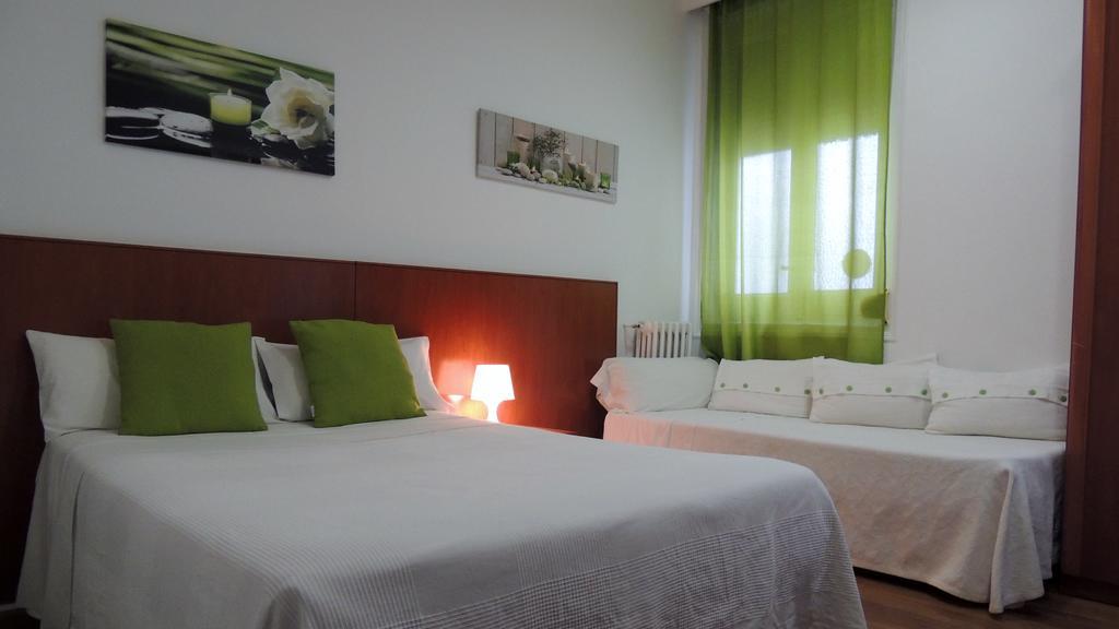 Hostal Cervantes Madrid Eksteriør bilde