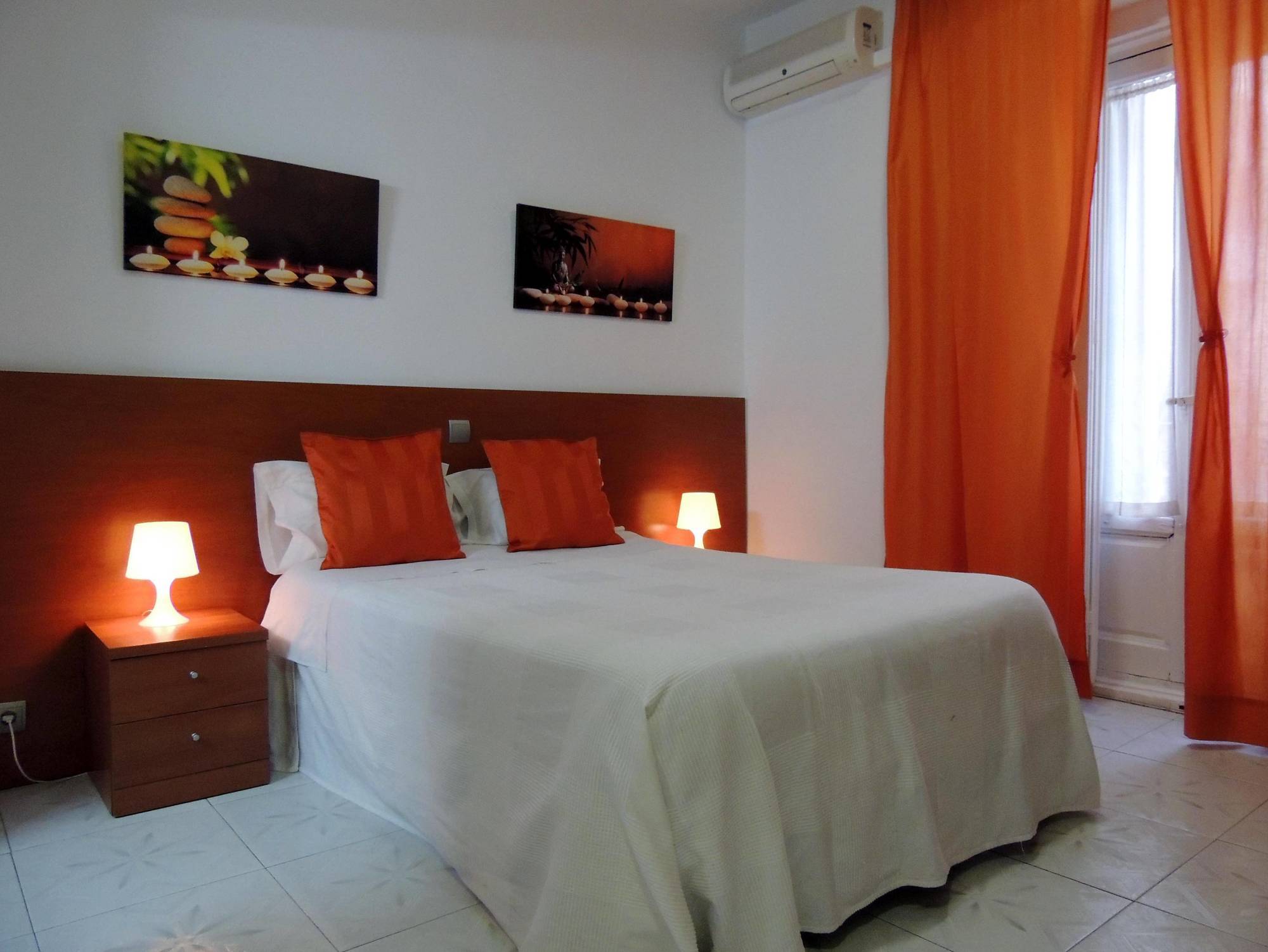 Hostal Cervantes Madrid Eksteriør bilde